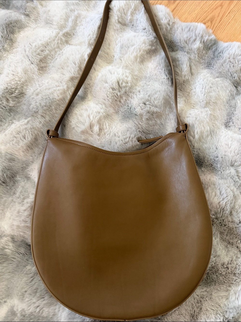 Classic Brown Crescent Shoulder Bag - Smooth Everyday Style